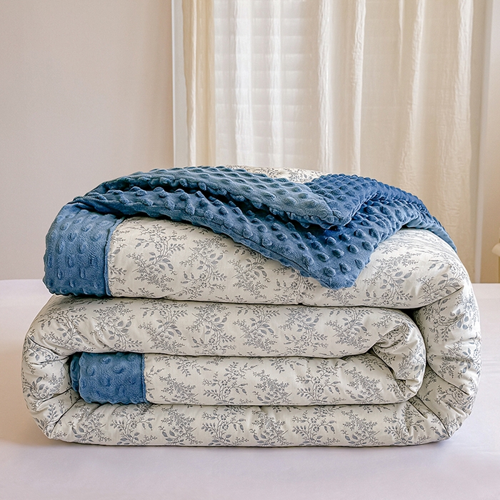 91家纺网 家纺一手货源 找家纺 （总）梦依依 2026新款柔软舒适A类全棉豆豆被夏被春秋被子被芯