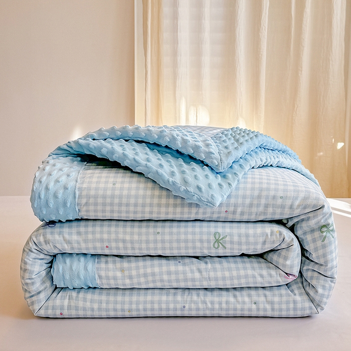 91家纺网 家纺一手货源 找家纺 （总）梦依依 2026新款柔软舒适A类全棉豆豆被夏被春秋被子被芯