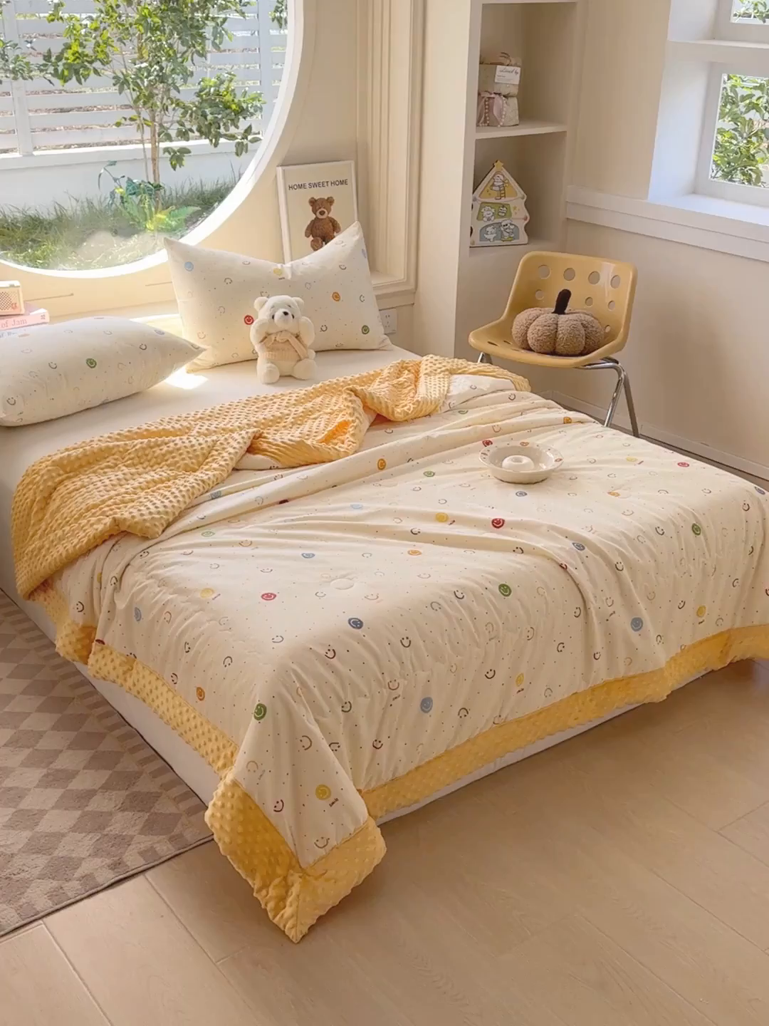 91家纺网 家纺一手货源 找家纺 梦依依 2026新款柔软舒适A类全棉豆豆被夏被春秋被子被芯 多彩笑脸