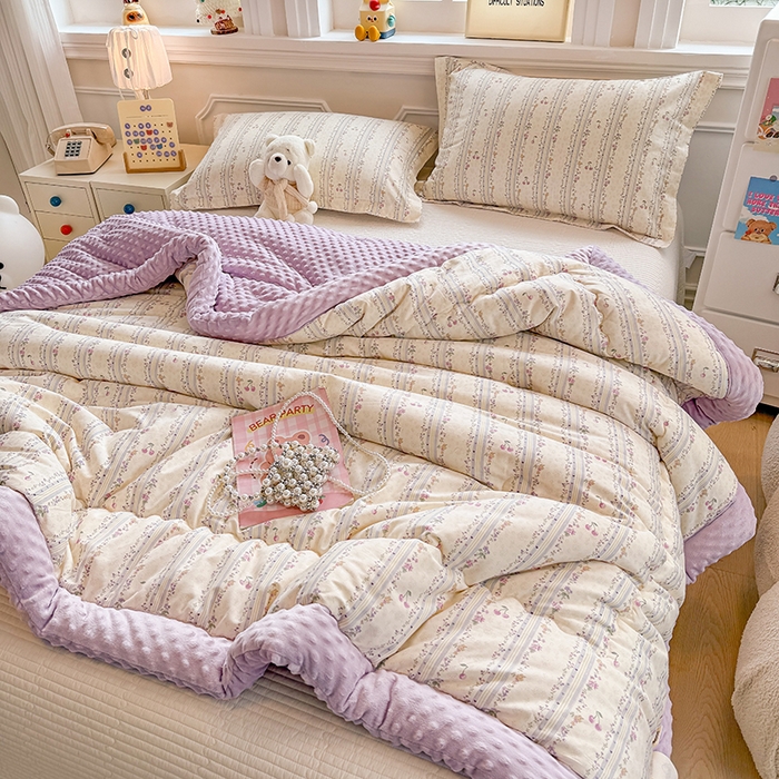 91家纺网 家纺一手货源 找家纺 梦依依 2026新款柔软舒适A类全棉豆豆被夏被春秋被子被芯 花季时光