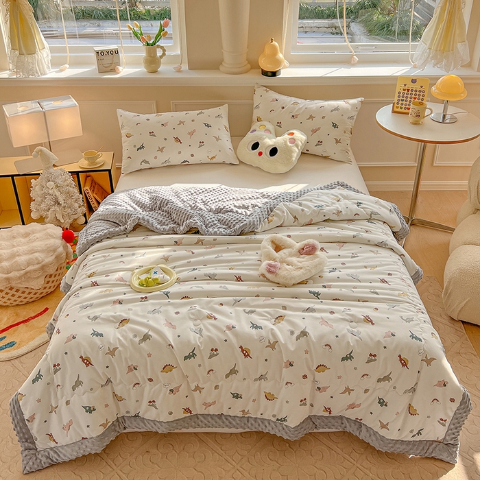 91家纺网 家纺一手货源 找家纺 梦依依 2026新款柔软舒适A类全棉豆豆被夏被春秋被子被芯 恐龙星球