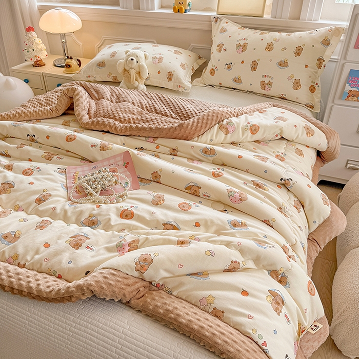 91家纺网 家纺一手货源 找家纺 梦依依 2026新款柔软舒适A类全棉豆豆被夏被春秋被子被芯 熊猫卡皮