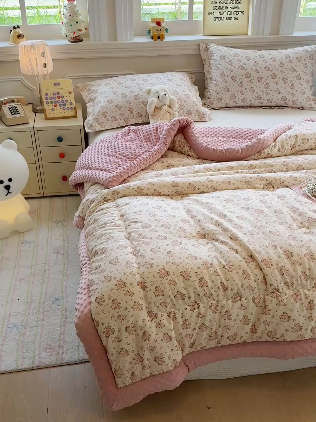 91家纺网 家纺一手货源 找家纺 梦依依 2026新款柔软舒适A类全棉豆豆被夏被春秋被子被芯 月光集