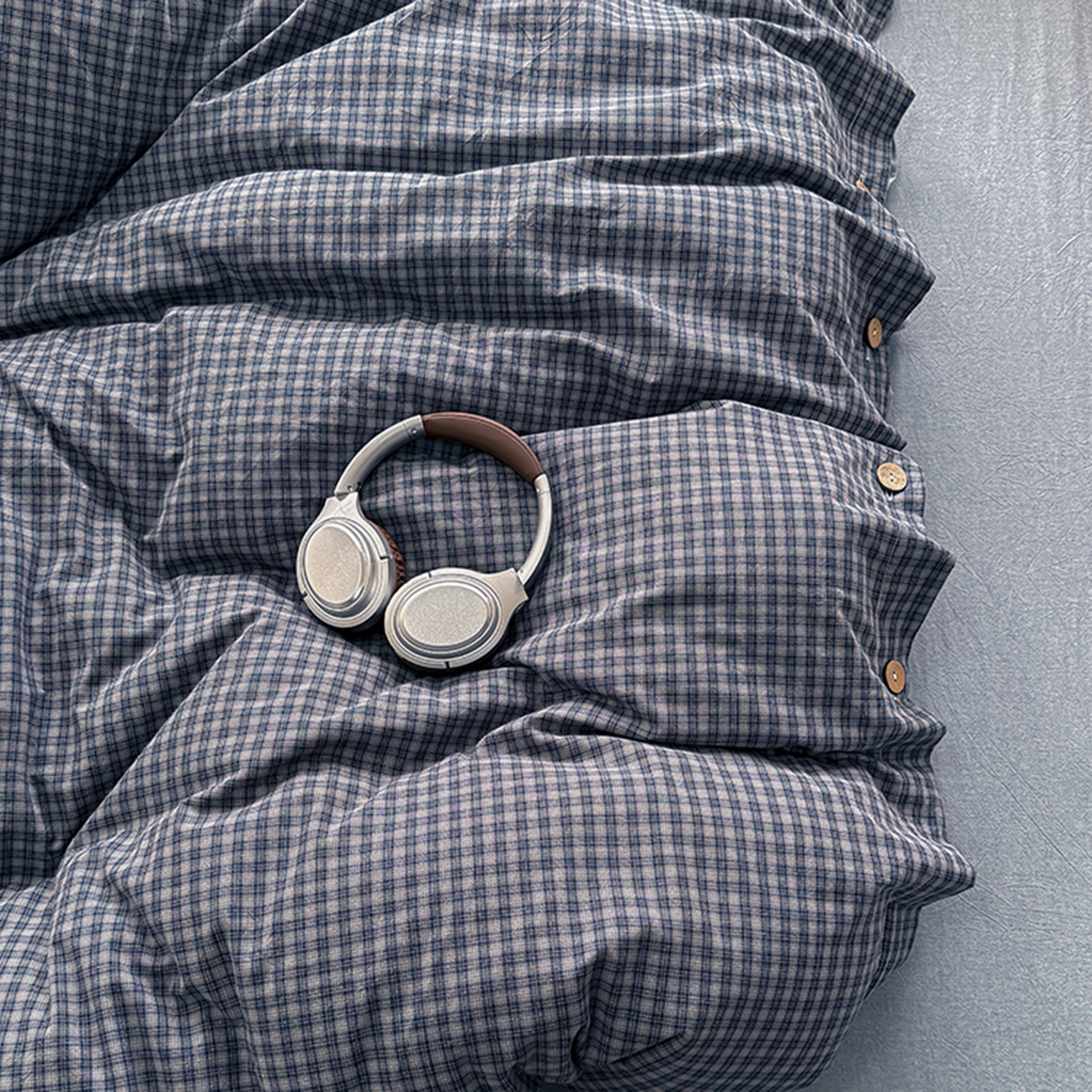 91家纺网 家纺一手货源 找家纺 （总）梦依依 2026新款A类全棉色织水洗棉纯棉格子钮扣款四件套学生宿舍三件套