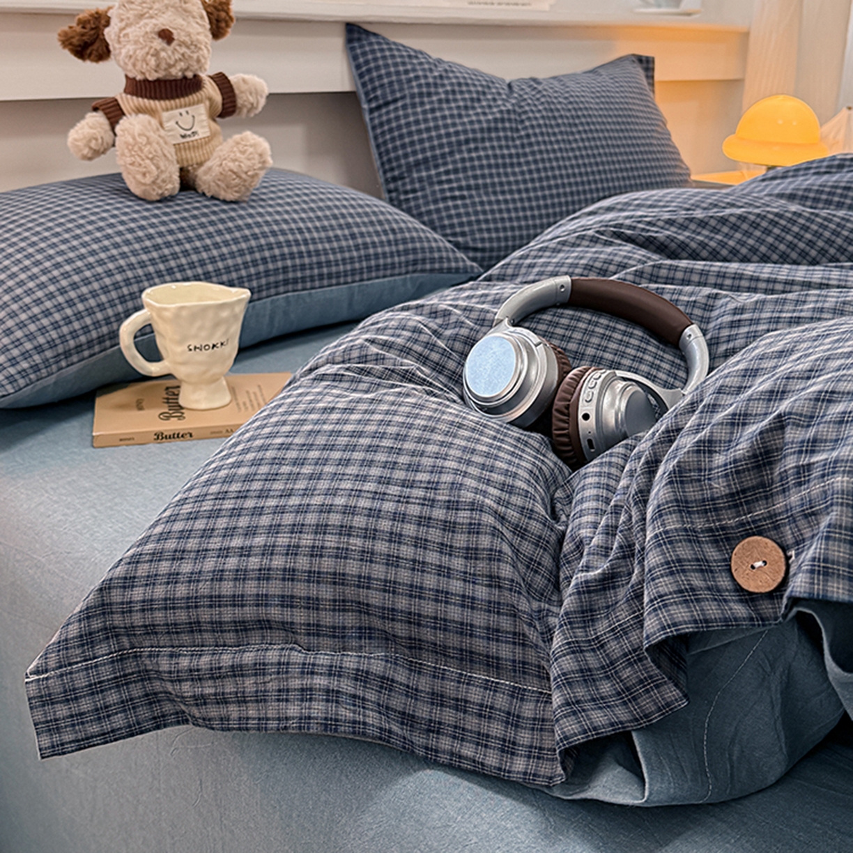 91家纺网 家纺一手货源 找家纺 梦依依 2026新款A类全棉色织水洗棉纯棉格子钮扣款四件套学生宿舍三件套 巴赫