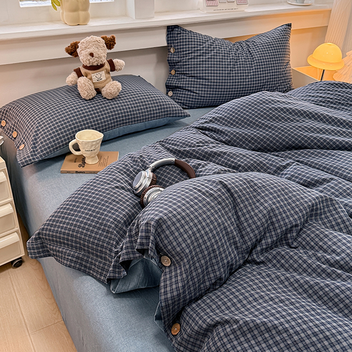 91家纺网 家纺一手货源 找家纺 梦依依 2026新款A类全棉色织水洗棉纯棉格子钮扣款四件套学生宿舍三件套 巴赫