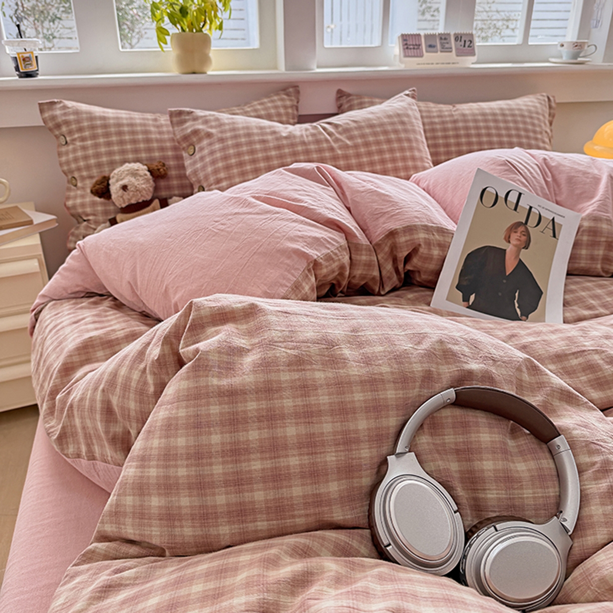 91家纺网 家纺一手货源 找家纺 梦依依 2026新款A类全棉色织水洗棉纯棉格子钮扣款四件套学生宿舍三件套 浣花