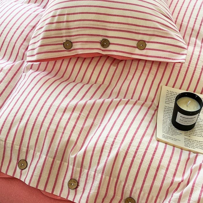 91家纺网 家纺一手货源 找家纺 梦依依 2026新款A类全棉色织水洗棉纯棉格子钮扣款四件套学生宿舍三件套 粉苏条