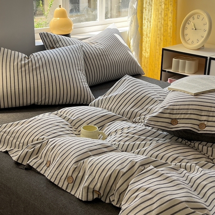 91家纺网 家纺一手货源 找家纺 梦依依 2026新款A类全棉色织水洗棉纯棉格子钮扣款四件套学生宿舍三件套 黑苏条