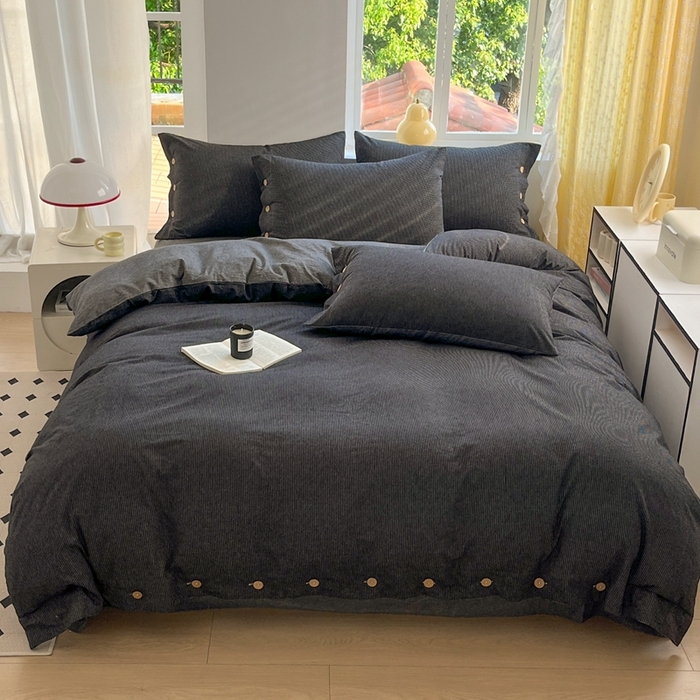 91家纺网 家纺一手货源 找家纺 梦依依 2026新款A类全棉色织水洗棉纯棉格子钮扣款四件套学生宿舍三件套 黑细条