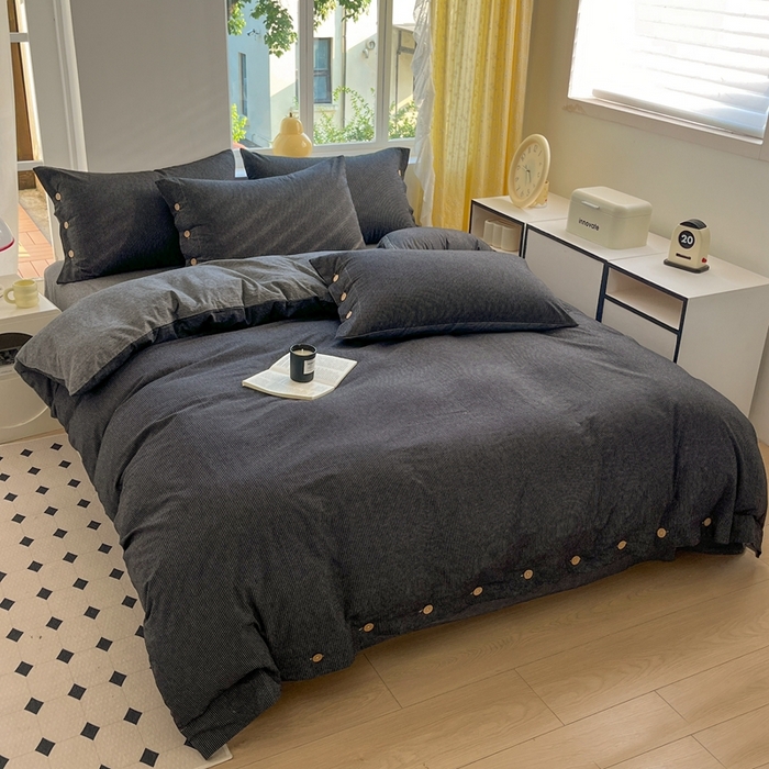 91家纺网 家纺一手货源 找家纺 梦依依 2026新款A类全棉色织水洗棉纯棉格子钮扣款四件套学生宿舍三件套 黑细条