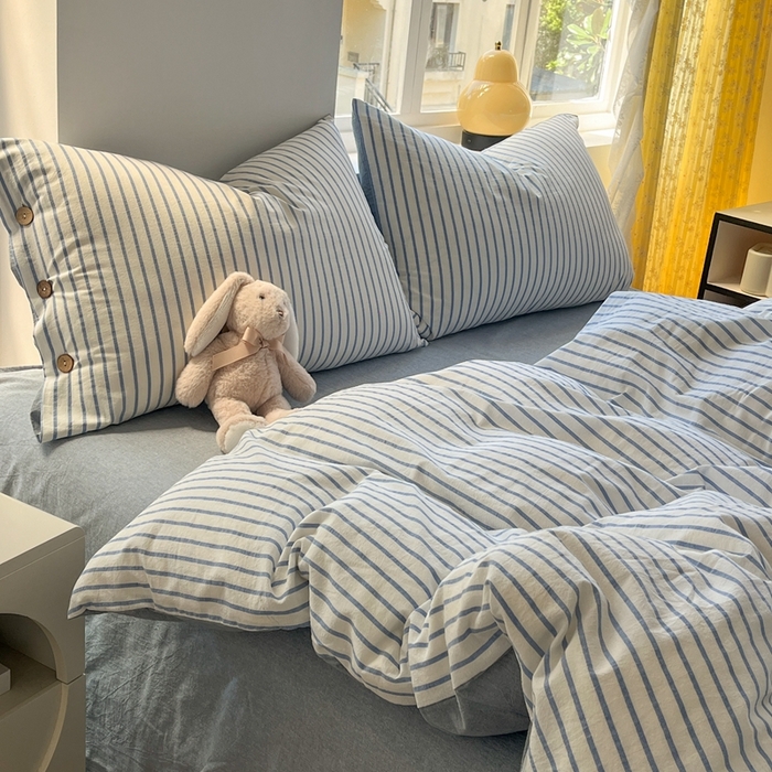 91家纺网 家纺一手货源 找家纺 梦依依 2026新款A类全棉色织水洗棉纯棉格子钮扣款四件套学生宿舍三件套 蓝苏条