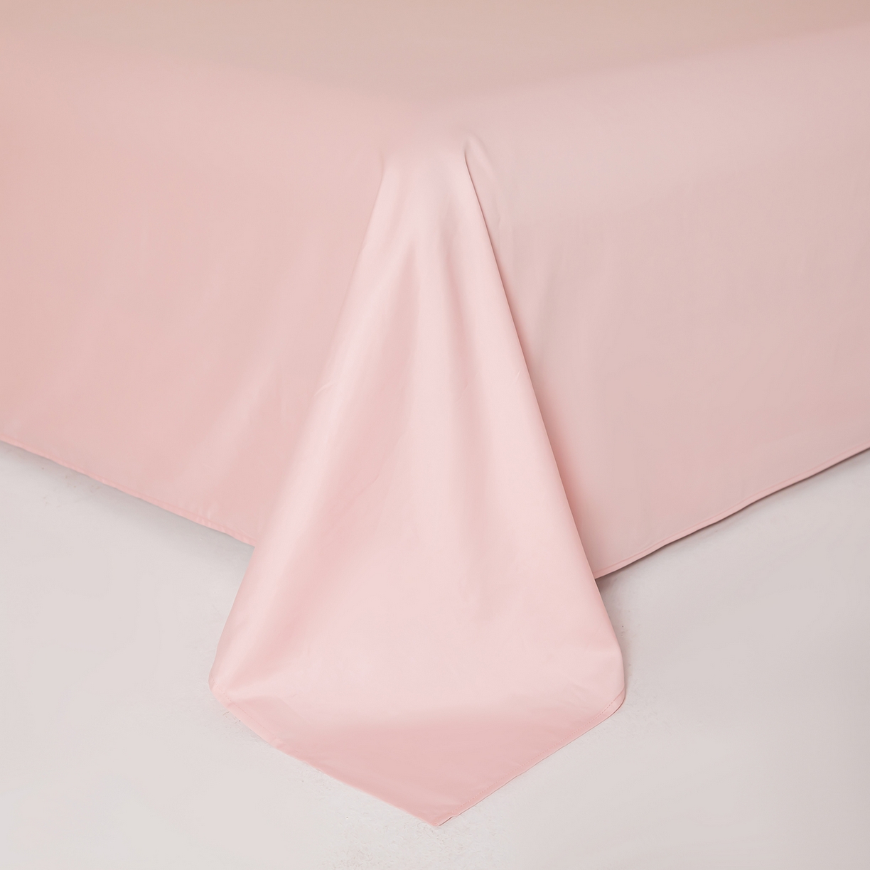 91家纺网 家纺一手货源 找家纺 佑金甜 2026新款A类60支新疆长绒棉纯棉床单系列单品床单床单单件 落樱粉