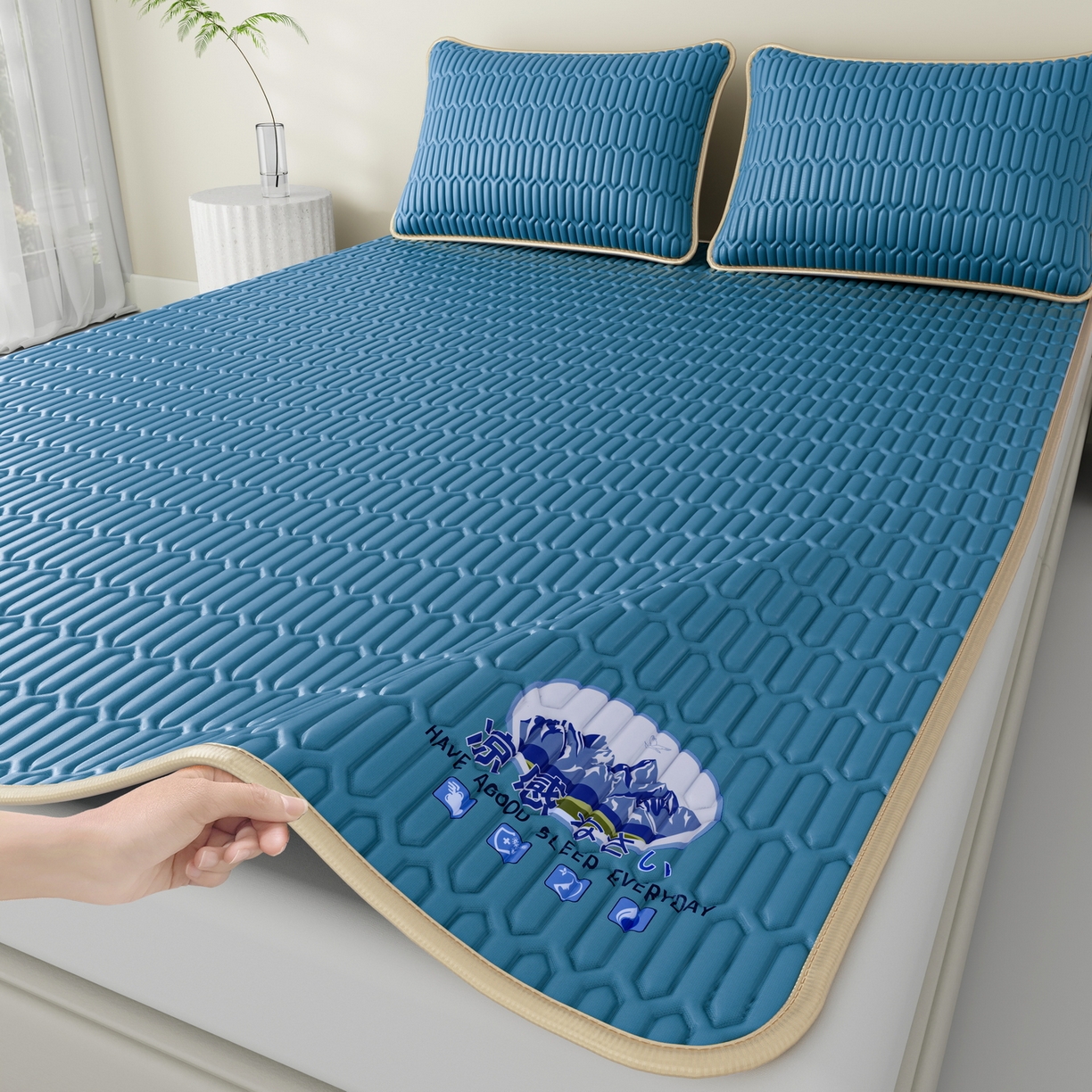 91家纺网 家纺一手货源 找家纺 奇丝雅 2026新款夏季A类乳胶凉席冰丝席纯色家用双人冰丝凉席席子-大床 富士山-典雅蓝