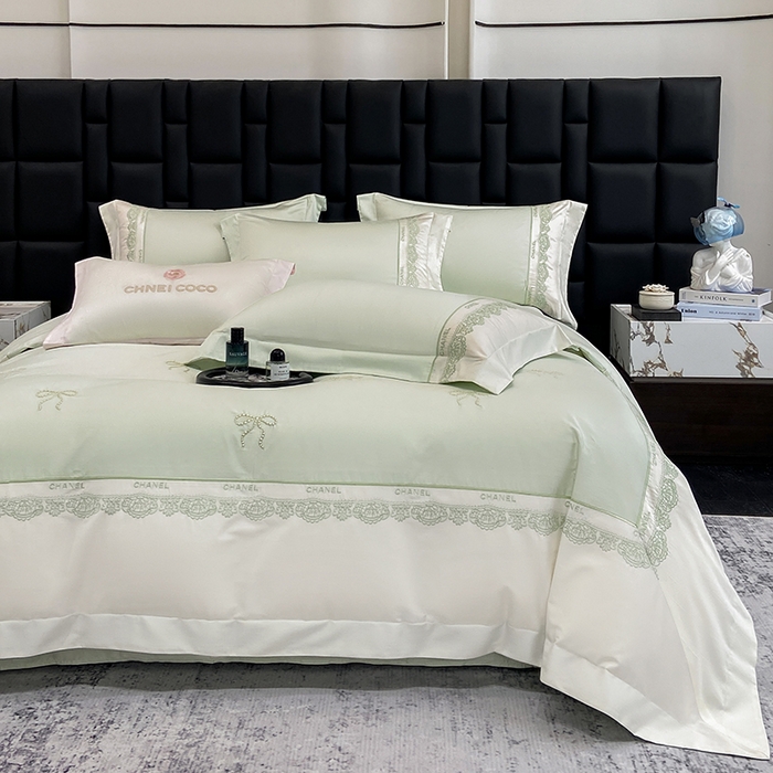 91家纺网 家纺一手货源 找家纺 丞音家纺 2026新款A类少女公主风双股100支贡缎长绒棉四件套刺绣被套绣花床笠高档礼盒装 露熙-清新绿