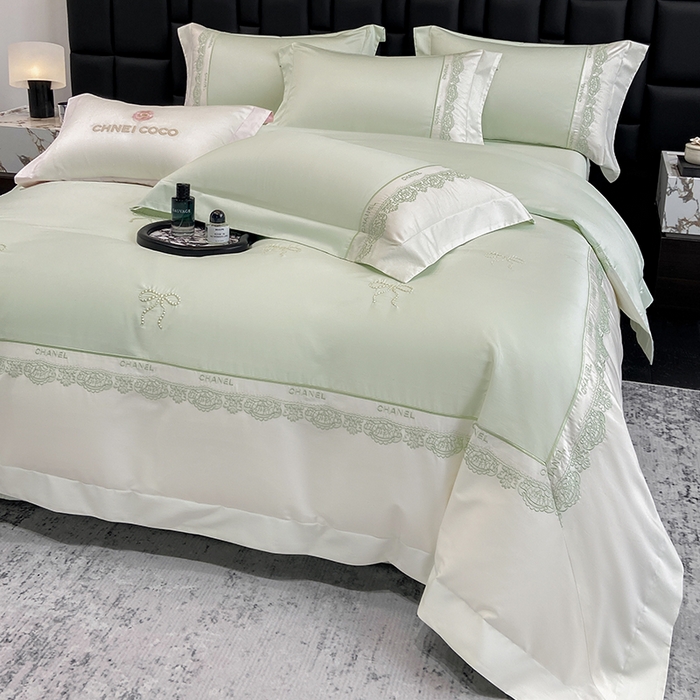 91家纺网 家纺一手货源 找家纺 丞音家纺 2026新款A类少女公主风双股100支贡缎长绒棉四件套刺绣被套绣花床笠高档礼盒装 露熙-清新绿
