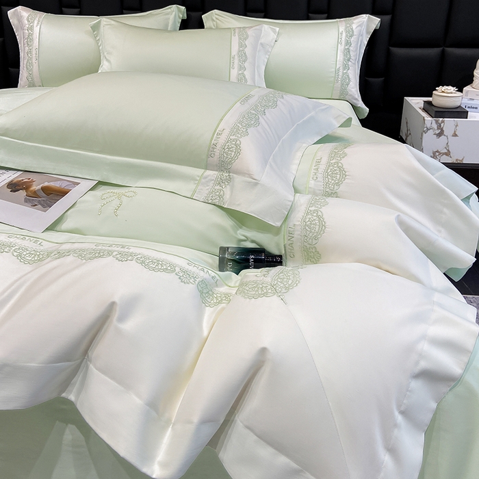 91家纺网 家纺一手货源 找家纺 丞音家纺 2026新款A类少女公主风双股100支贡缎长绒棉四件套刺绣被套绣花床笠高档礼盒装 露熙-清新绿