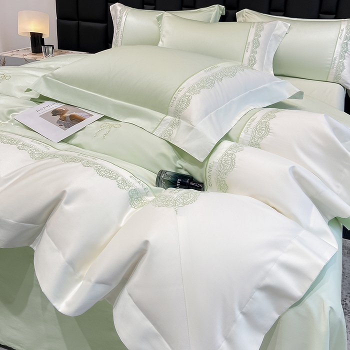 91家纺网 家纺一手货源 找家纺 丞音家纺 2026新款A类少女公主风双股100支贡缎长绒棉四件套刺绣被套绣花床笠高档礼盒装 露熙-清新绿