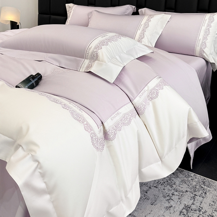 91家纺网 家纺一手货源 找家纺 丞音家纺 2026新款A类少女公主风双股100支贡缎长绒棉四件套刺绣被套绣花床笠高档礼盒装 露熙-香芋紫