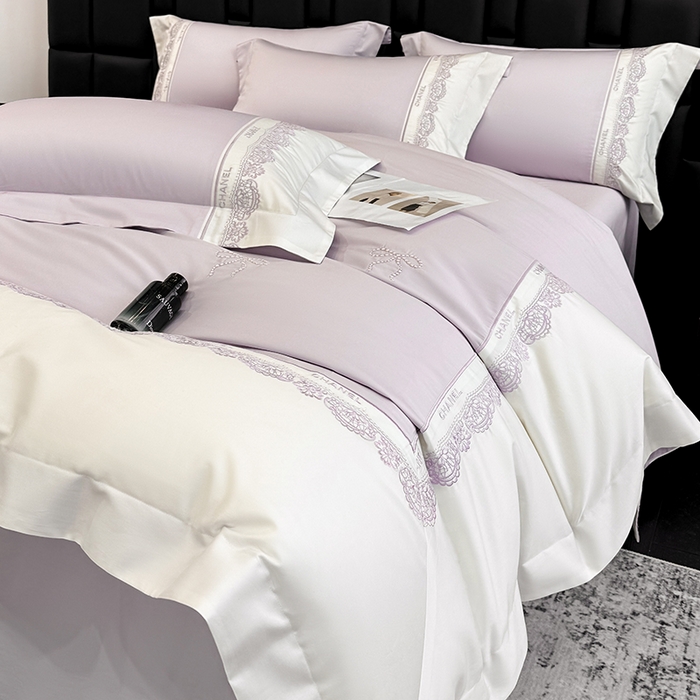 91家纺网 家纺一手货源 找家纺 丞音家纺 2026新款A类少女公主风双股100支贡缎长绒棉四件套刺绣被套绣花床笠高档礼盒装 露熙-香芋紫