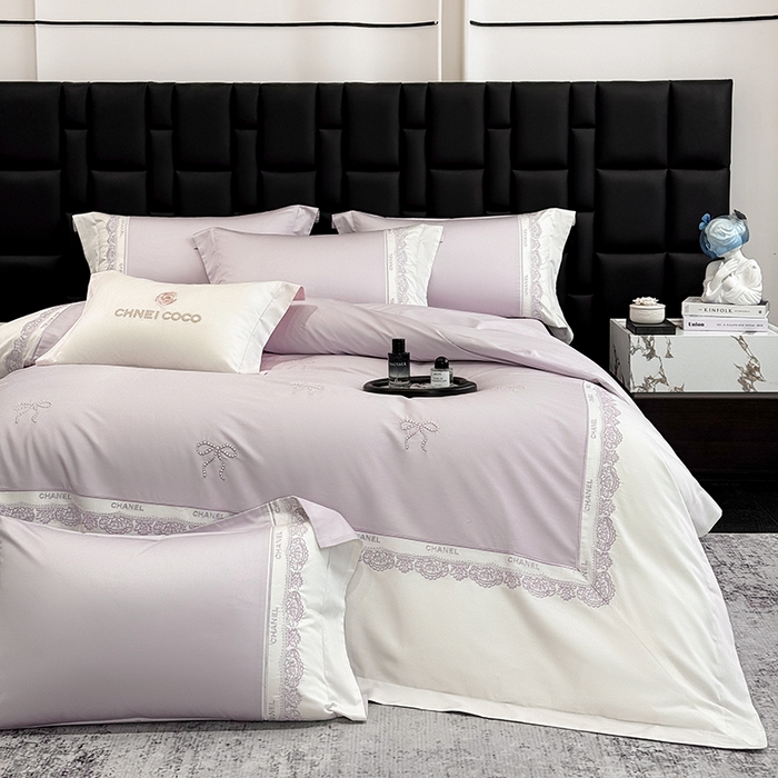 91家纺网 家纺一手货源 找家纺 丞音家纺 2026新款A类少女公主风双股100支贡缎长绒棉四件套刺绣被套绣花床笠高档礼盒装 露熙-香芋紫