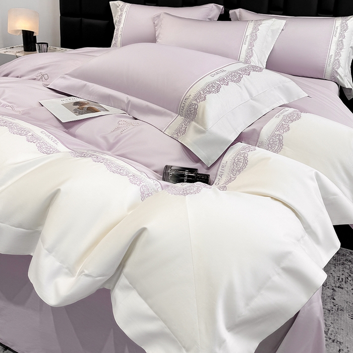 91家纺网 家纺一手货源 找家纺 丞音家纺 2026新款A类少女公主风双股100支贡缎长绒棉四件套刺绣被套绣花床笠高档礼盒装 露熙-香芋紫