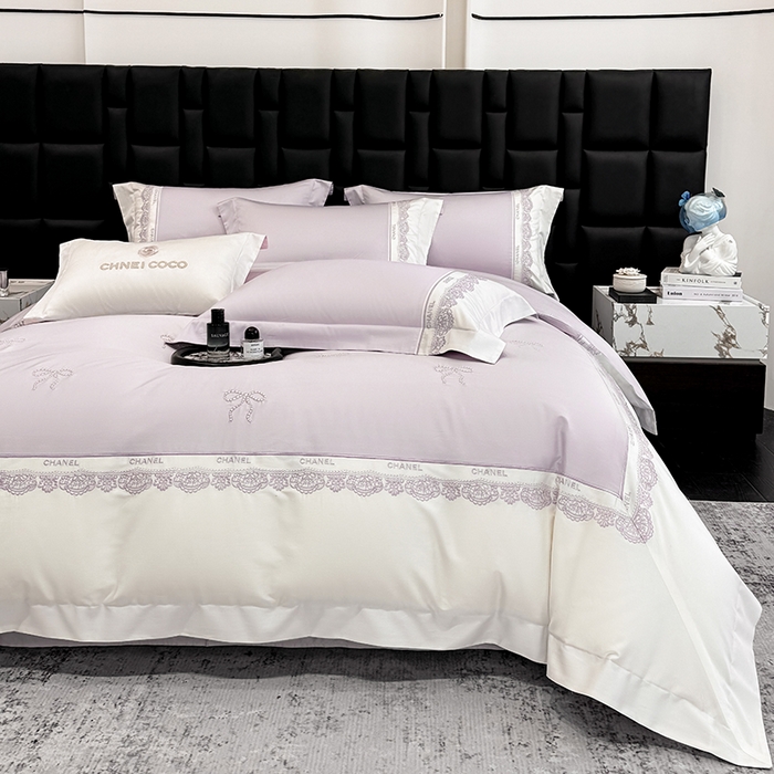 91家纺网 家纺一手货源 找家纺 丞音家纺 2026新款A类少女公主风双股100支贡缎长绒棉四件套刺绣被套绣花床笠高档礼盒装 露熙-香芋紫