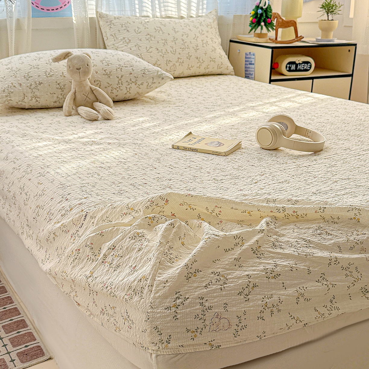 91家纺网 家纺一手货源 找家纺 N先生+V 13814689556 发大图/买家秀 2026春夏新款软糯糯泡芙纱单床笠 床笠单件 春日花语（床笠）