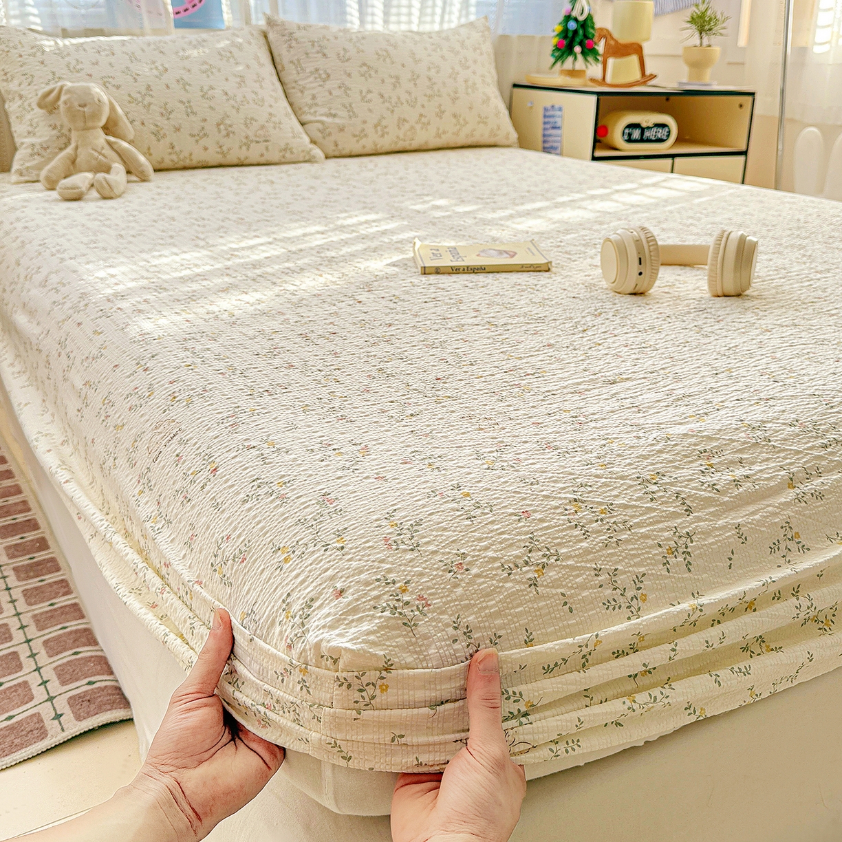 91家纺网 家纺一手货源 找家纺 N先生+V 13814689556 发大图/买家秀 2026春夏新款软糯糯泡芙纱单床笠 床笠单件 春日花语（床笠）