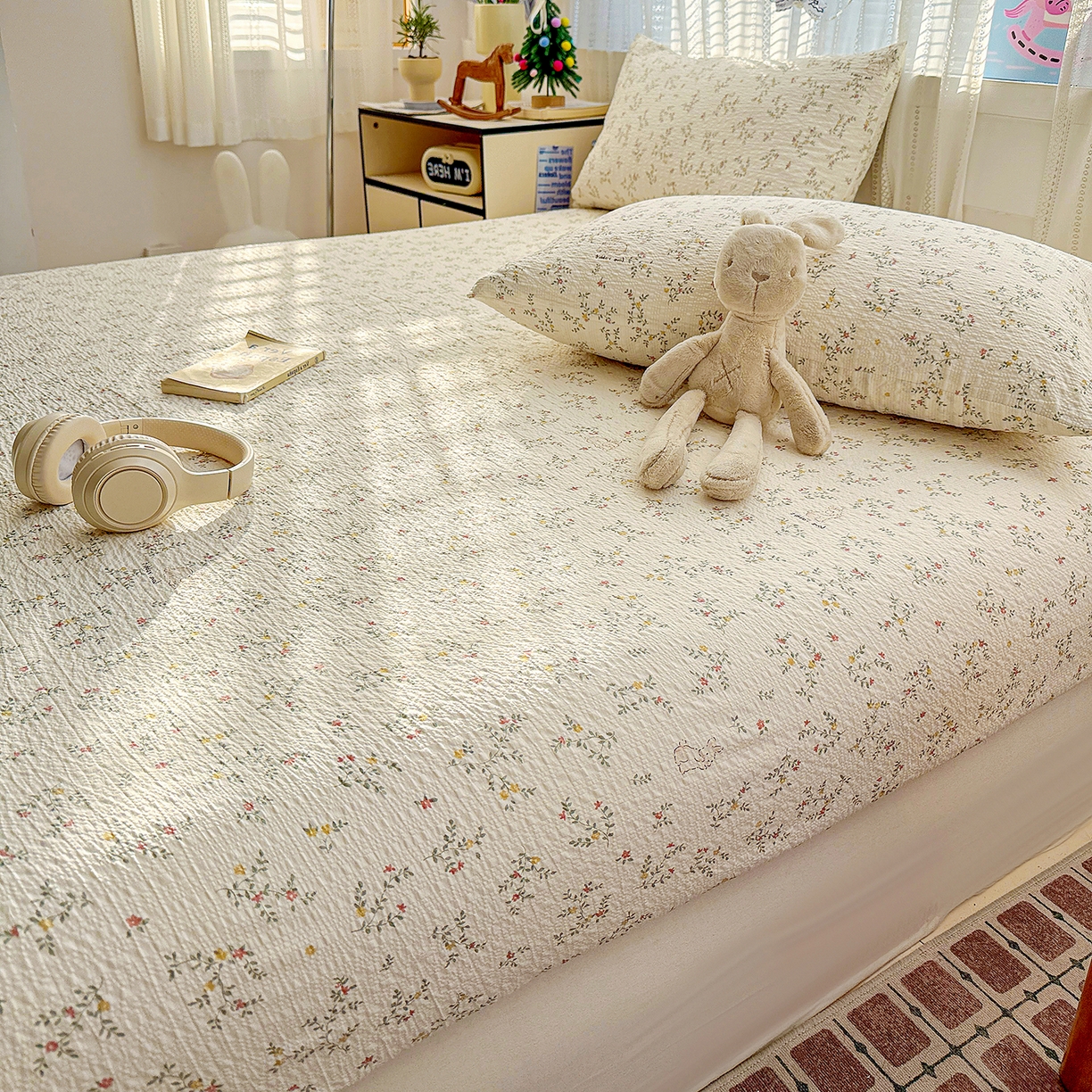 91家纺网 家纺一手货源 找家纺 N先生+V 13814689556 发大图/买家秀 2026春夏新款软糯糯泡芙纱单床笠 床笠单件 春日花语（床笠）