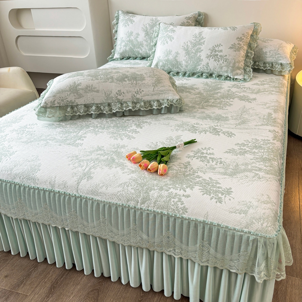 91家纺网 家纺一手货源 找家纺 （总）金艾草 2026新款PE双面提花床裙凉席三件套