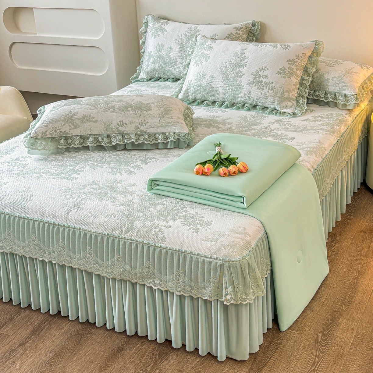 91家纺网 家纺一手货源 找家纺 金艾草 2026新款PE双面提花床裙凉席三件套 清新-绿色