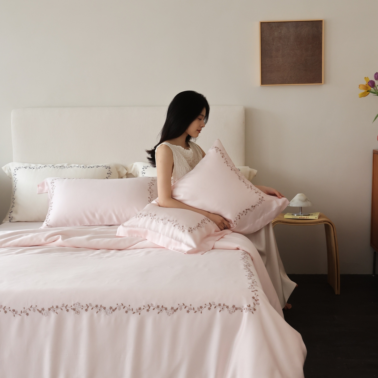 91家纺网 家纺一手货源 找家纺 初拾 2026新款60支奥地利进口兰精天丝四件套—嘉丽斯 嘉丽斯-轻柔粉