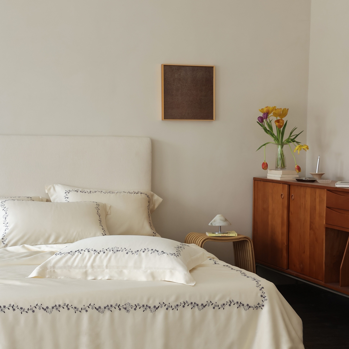 91家纺网 家纺一手货源 找家纺 初拾 2026新款60支奥地利进口兰精天丝四件套—嘉丽斯 嘉丽斯-茉莉白