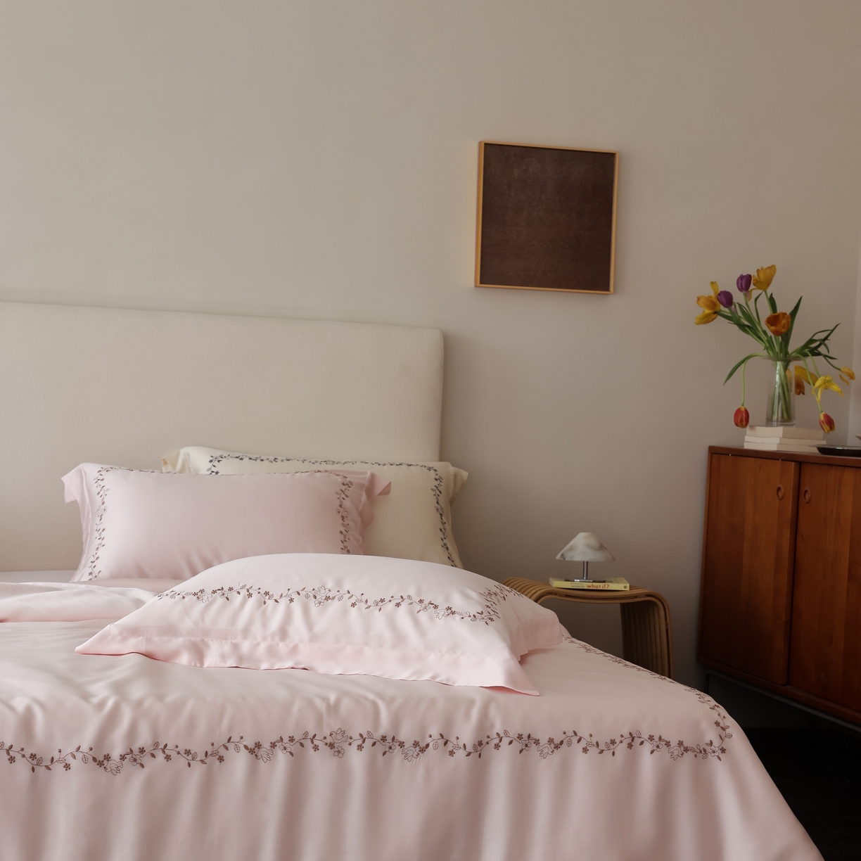 91家纺网 家纺一手货源 找家纺 初拾 2026新款60支奥地利进口兰精天丝四件套—嘉丽斯 嘉丽斯-轻柔粉