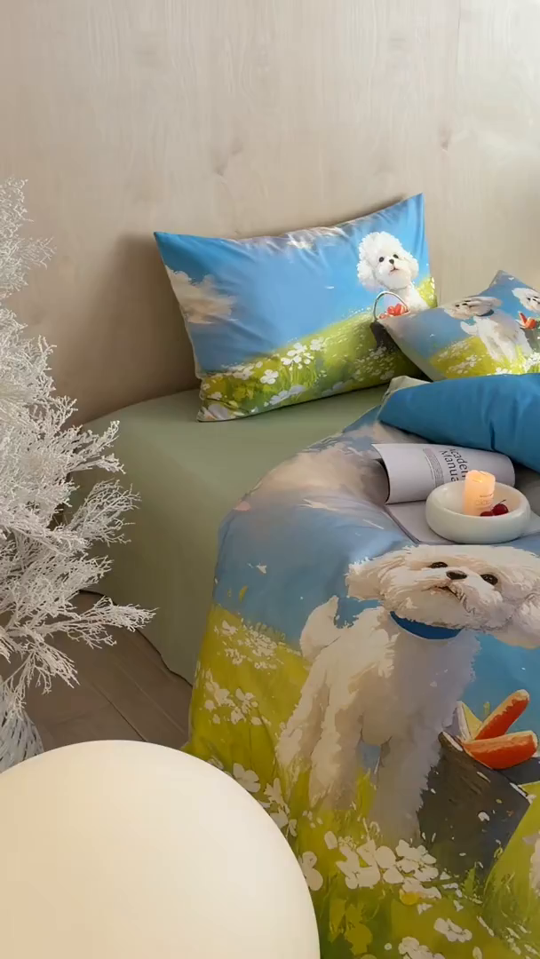 91家纺网 家纺一手货源 找家纺 西西家居 2026新款100s数码印花款长绒棉四件套-春日治愈款 蓝天小狗