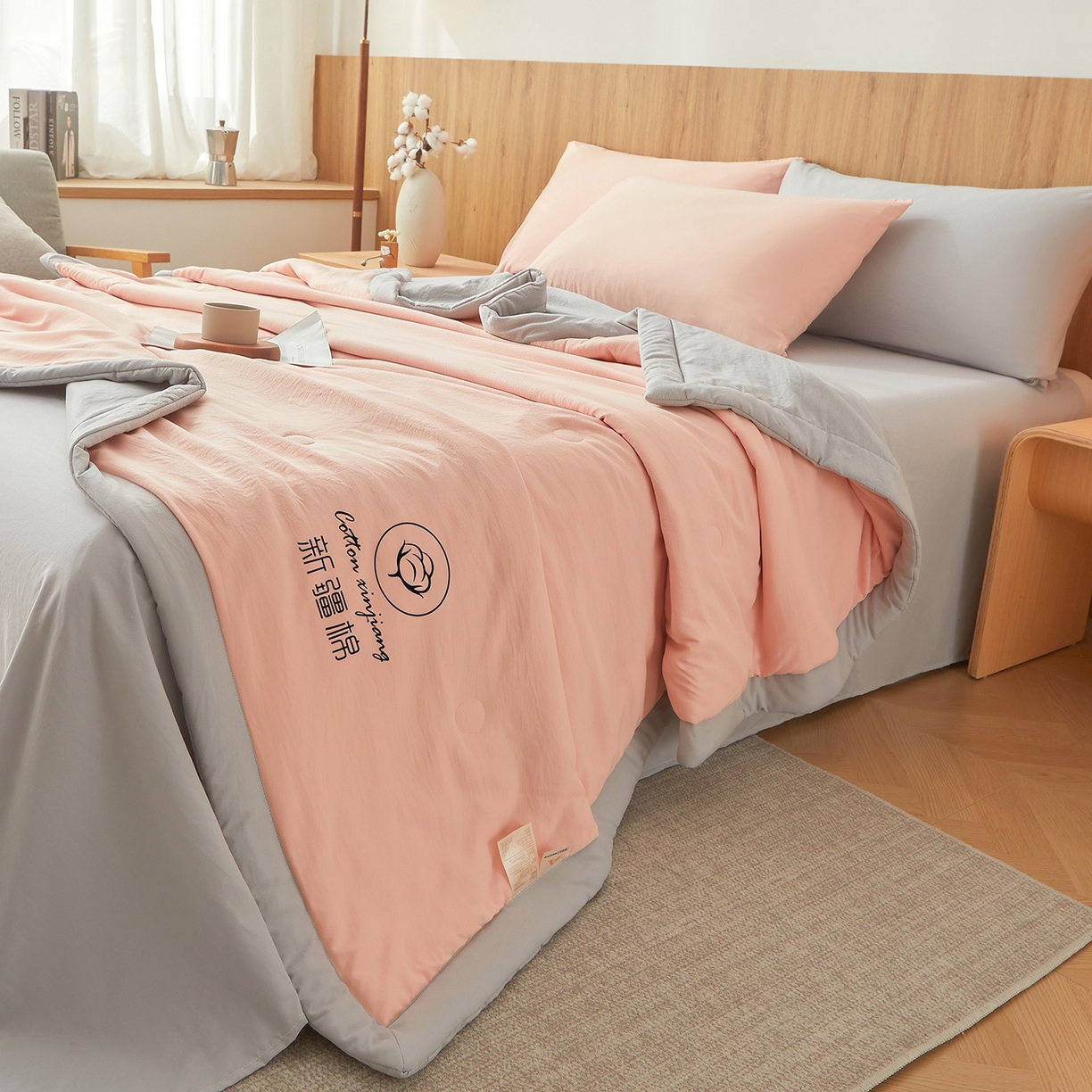 91家纺网 家纺一手货源 找家纺 晓时候 2026新款无印风水洗棉新疆棉花被夏被夏凉被空调被子 素夏-粉灰