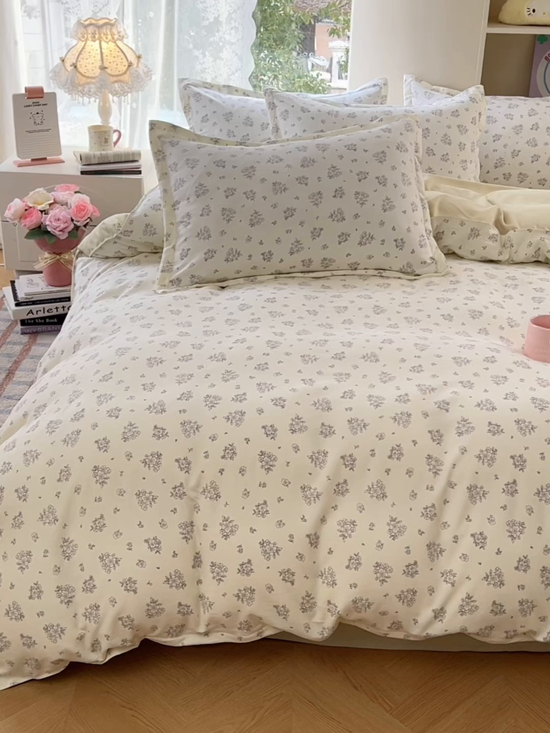 91家纺网 家纺一手货源 找家纺 世爵 2026春夏新款亲肤磨毛印花四件套 素卉 米黄