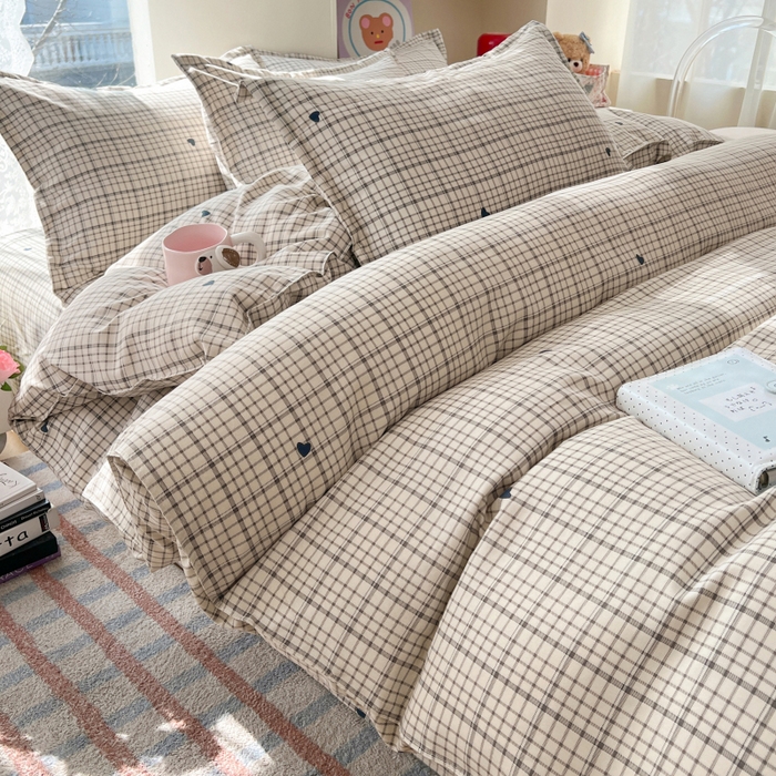 91家纺网 家纺一手货源 找家纺 世爵 2026春夏新款亲肤磨毛印花四件套 甜心格子