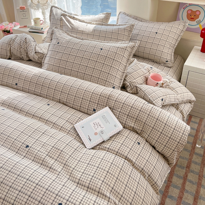 91家纺网 家纺一手货源 找家纺 世爵 2026春夏新款亲肤磨毛印花四件套 甜心格子