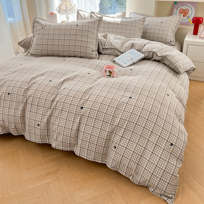 91家纺网 家纺一手货源 找家纺 世爵 2026春夏新款亲肤磨毛印花四件套 甜心格子