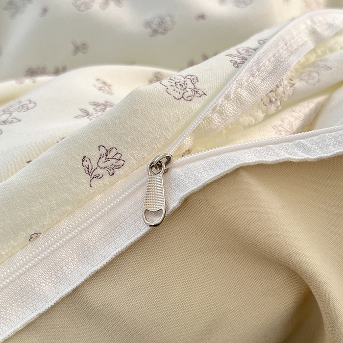 91家纺网 家纺一手货源 找家纺 世爵 2026春夏新款亲肤磨毛印花四件套 素卉 米黄