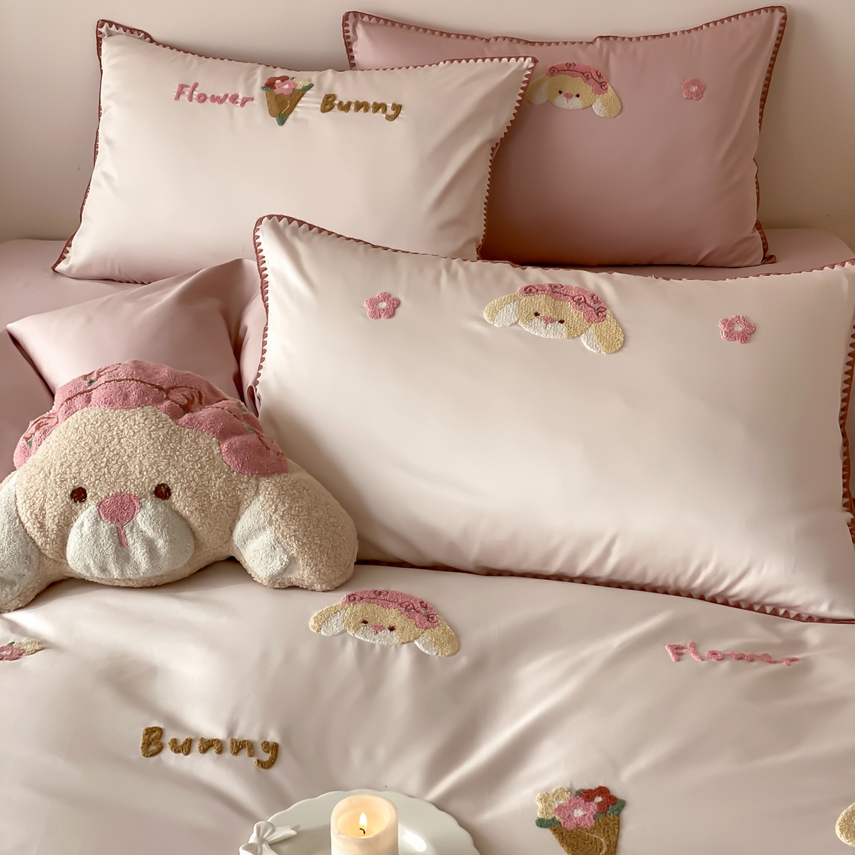 91家纺网 家纺一手货源 找家纺 FORTWO家纺原创设计（FOR TWO家纺） 2026新款50长绒棉纯棉双针毛巾绣四件套【（券前）基础价不低于小号268元，中号348元，大号388元 床笠加10元】 奶盖熊