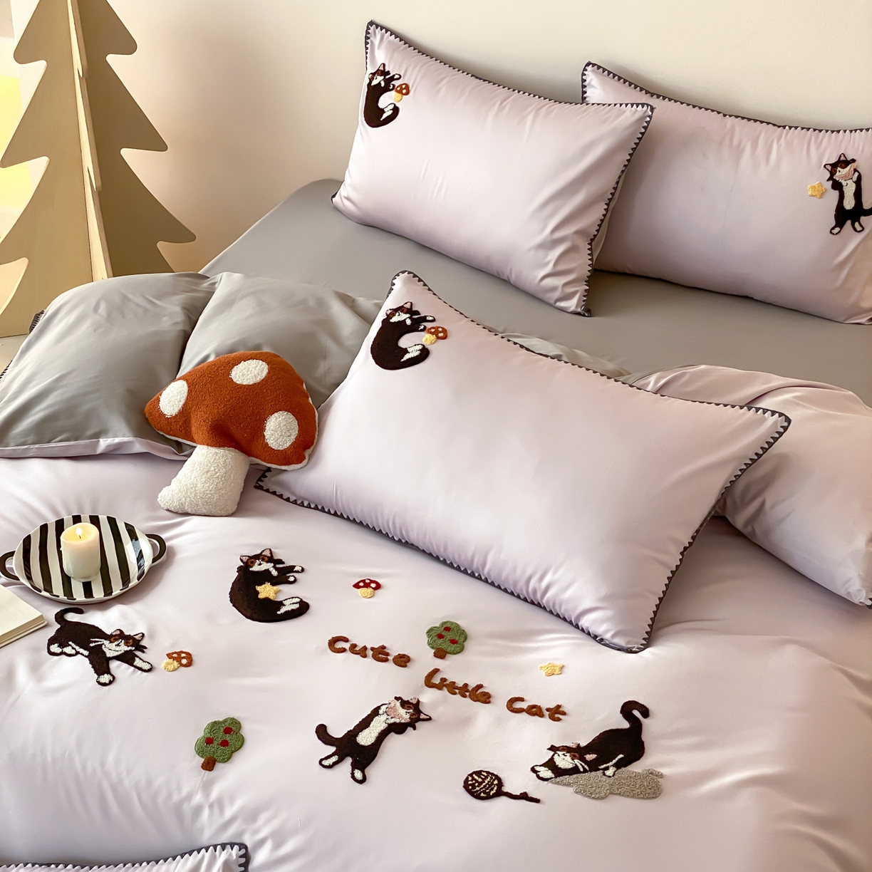 91家纺网 家纺一手货源 找家纺 FORTWO家纺原创设计（FOR TWO家纺） 2026新款50长绒棉纯棉双针毛巾绣四件套【（券前）基础价不低于小号268元，中号348元，大号388元 床笠加10元】 顽皮猫