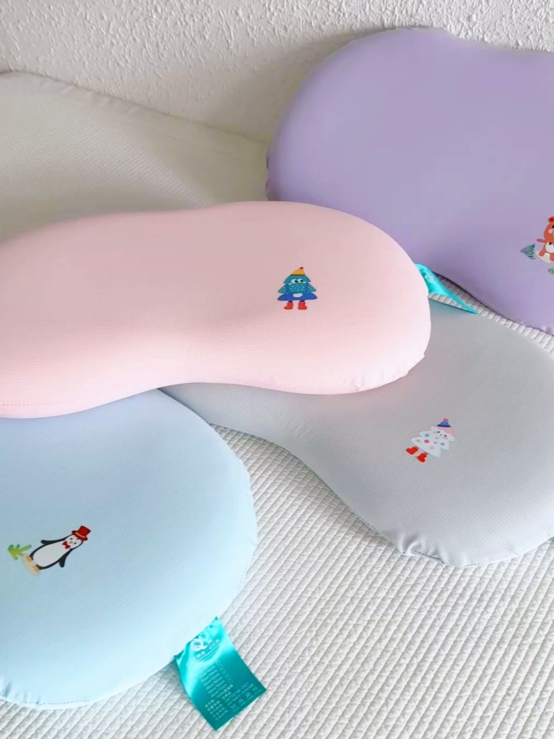 91家纺网 家纺一手货源 找家纺 芯洲 2026春夏新款贴纸可爱儿童冰丝华夫格记忆枕头 冰丝华夫格-灰（贴花随机） 27x47cm