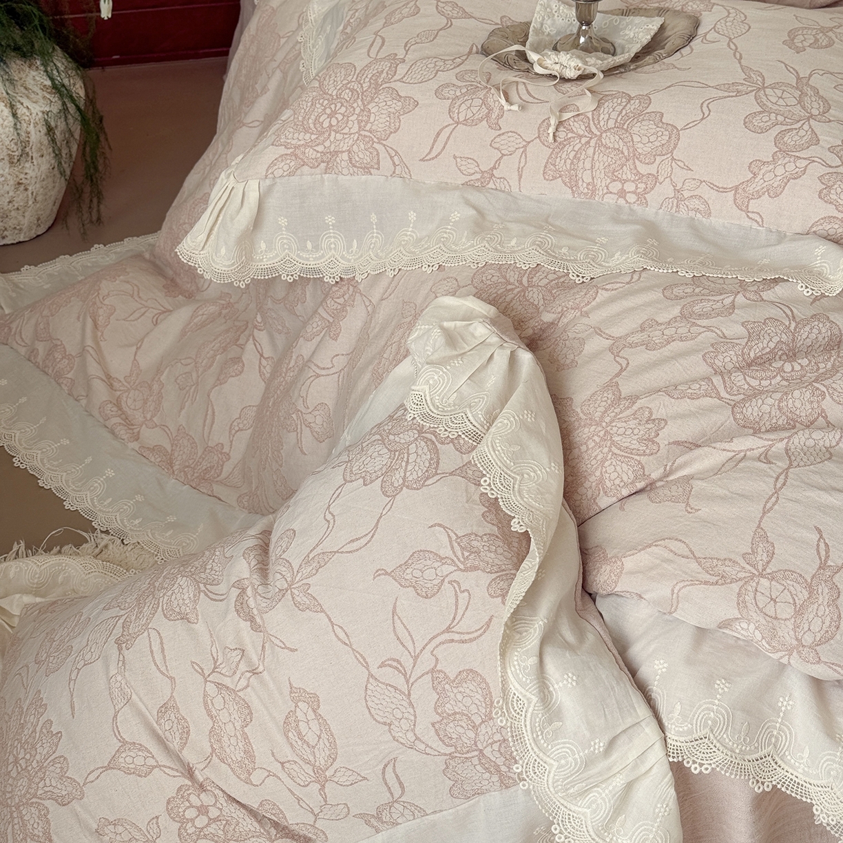 91家纺网 家纺一手货源 找家纺 MIU缪家居 2026新款色织提花棉麻四件套-月光织锦 粉色