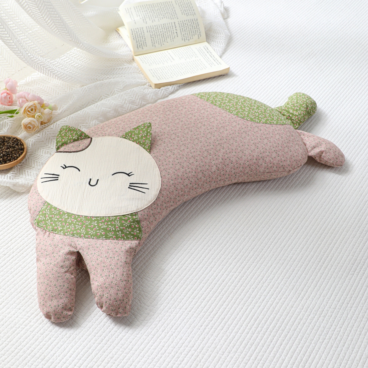 芯洲 2026年新款卡通猫咪造型可爱抱枕荞麦枕枕头枕芯 幸福喵-黛粉 30*60cm/只