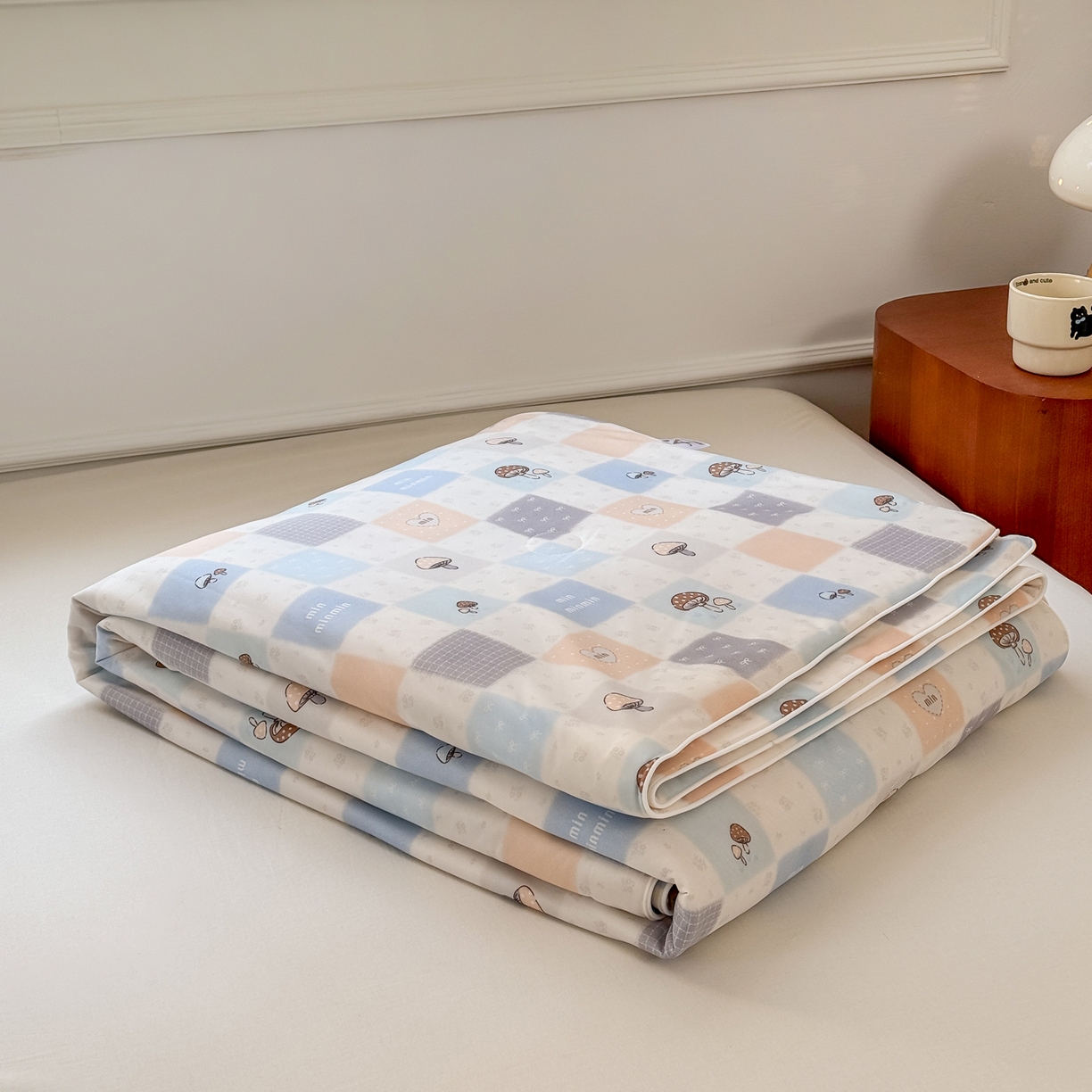 91家纺网 家纺一手货源 找家纺 雯雨家纺 2026新款A类凉感丝夏被夏凉被空调被 格子蘑菇屋