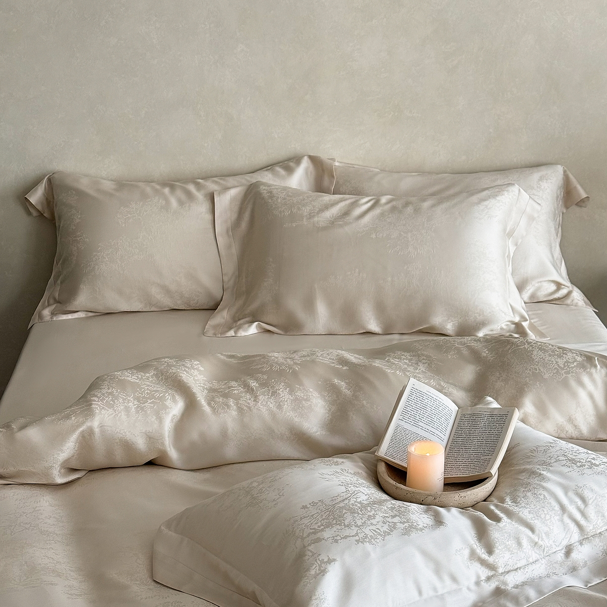 91家纺网 家纺一手货源 找家纺 花时间 2026新款60s兰精天丝四件套-赫本天丝款 会员减10 参与日常超级立减9折后不低于368/388 天丝款-赫本香槟