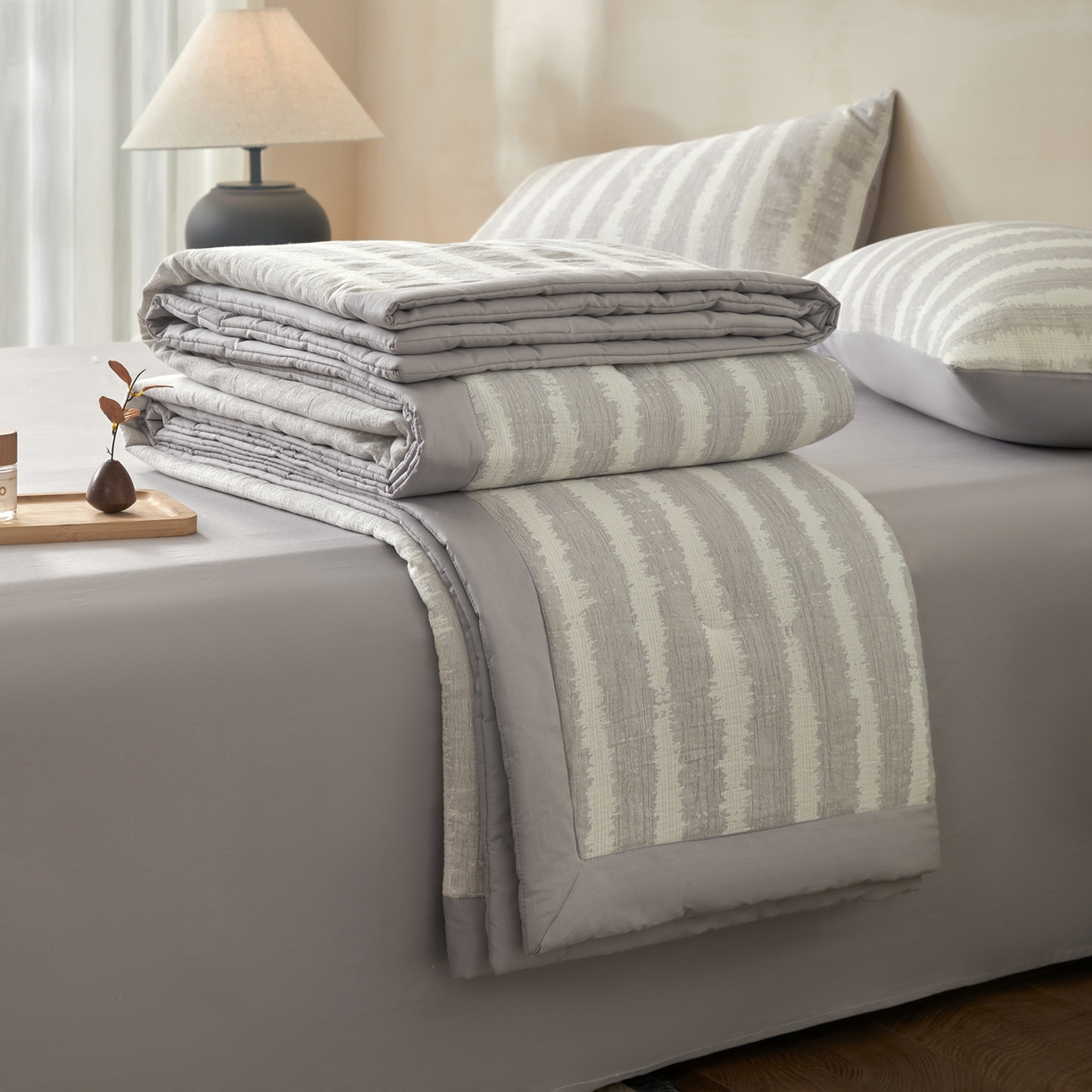 91家纺网 家纺一手货源 找家纺 （总）吾诺家居 2026新款全棉纯棉大提花新疆棉花夏被夏凉被空调被四件套-律动